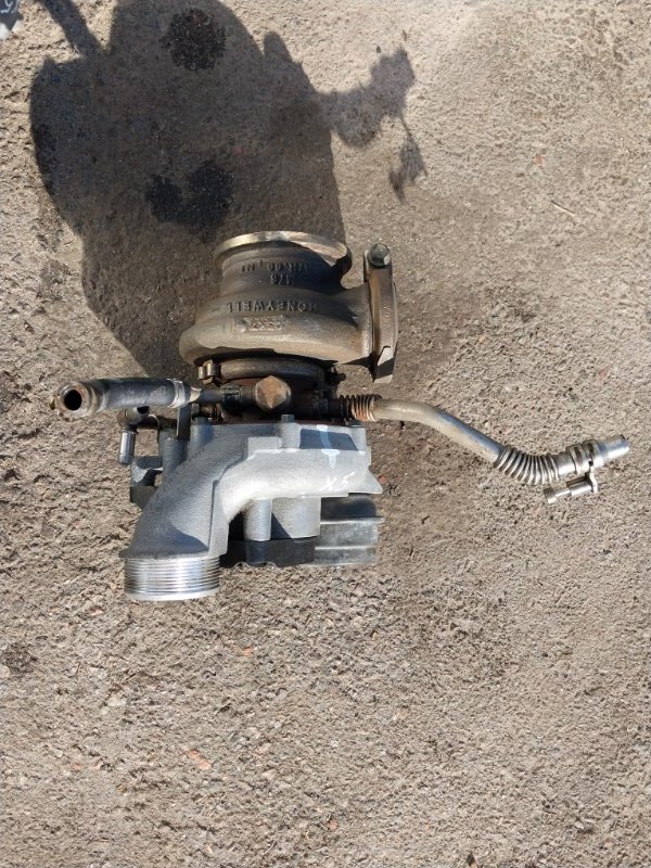 Запчасть турбина левая BMW X5 2018 F15 4.4 11 65 7 849 044 Б/У Турбина левая BMW X5 2018 F15 4.4 11 65 7 849 044 Б/У