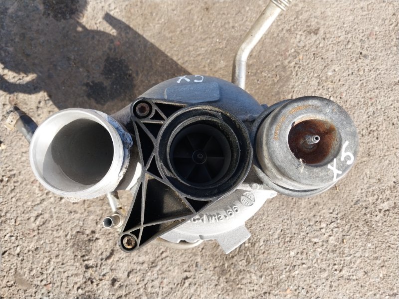 Турбина левая X5 2018 F15 4.4 Турбина левая X5 2018 F15 4.4