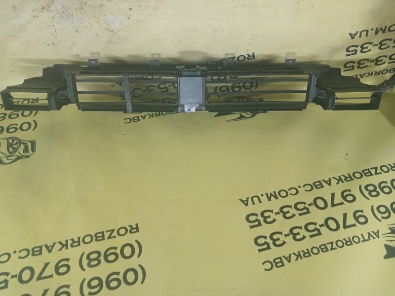 Дефлектор радиатора BMW 750 G11 G12 4.4 Дефлектор радиатора BMW 750 G11 G12 4.4