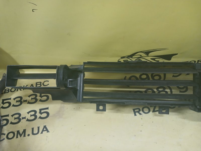 Дефлектор радиатора 750 2016 G11 G12 4.4 Дефлектор радиатора 750 2016 G11 G12 4.4