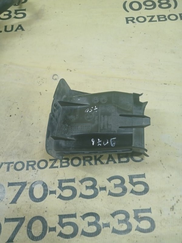 Запчасть воздуховод охлаждения тормозов BMW 750 2016 G11 G12 4.4 51747365632 Б/У Воздуховод охлаждения тормозов BMW 750 2016 G11 G12 4.4 51747365632 Б/У