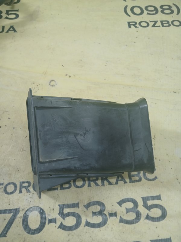 Воздуховод охлаждения тормозов 750 2016 G11 G12 4.4 Воздуховод охлаждения тормозов 750 2016 G11 G12 4.4