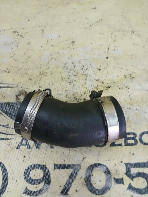 Запчасть патрубок интеркулера Volkswagen Tiguan 2019 ALLSPACE 2.0 5QN145828 Б/У Патрубок интеркулера Volkswagen Tiguan 2019 ALLSPACE 2.0 5QN145828 Б/У