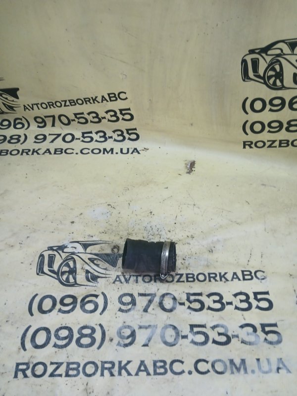 Патрубок интеркулера Passat 2014 B7 2.0 Патрубок интеркулера Passat 2014 B7 2.0