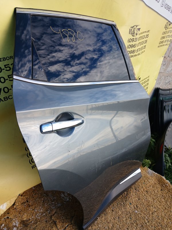 Двери задние правые Murano 2018 Z52 3.5 Двери задние правые Murano 2018 Z52 3.5