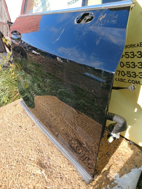 Двери передние правые UX 2019 200 2.0 Двери передние правые UX 2019 200 2.0