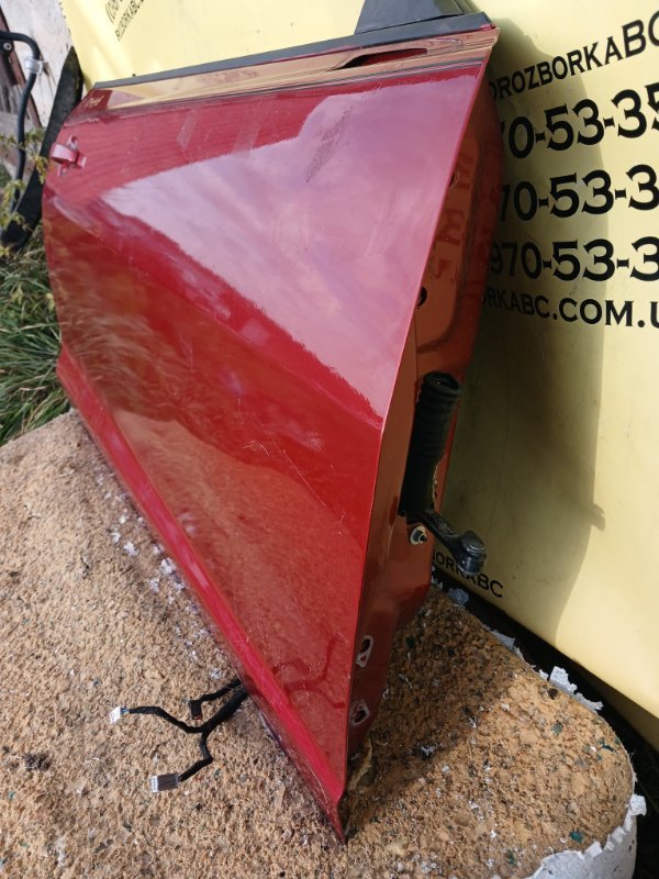 Двери передние правые Camaro 2015 LT 3.6 Двери передние правые Camaro 2015 LT 3.6