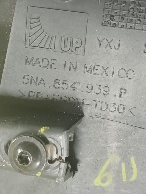 Накладка двери передняя левая Tiguan 2019 ALLSPACE 2.0 Накладка двери передняя левая Tiguan 2019 ALLSPACE 2.0