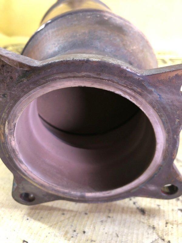 Катализатор Q5 2021 80A 2.0 Катализатор Q5 2021 80A 2.0