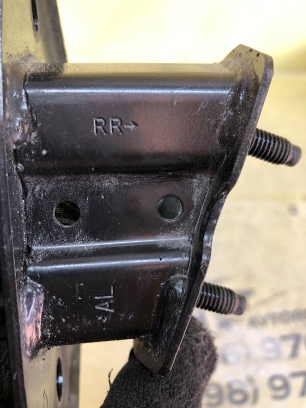 Кронштейн заднего бампера задний правый Murano 2019 FWD 3.5