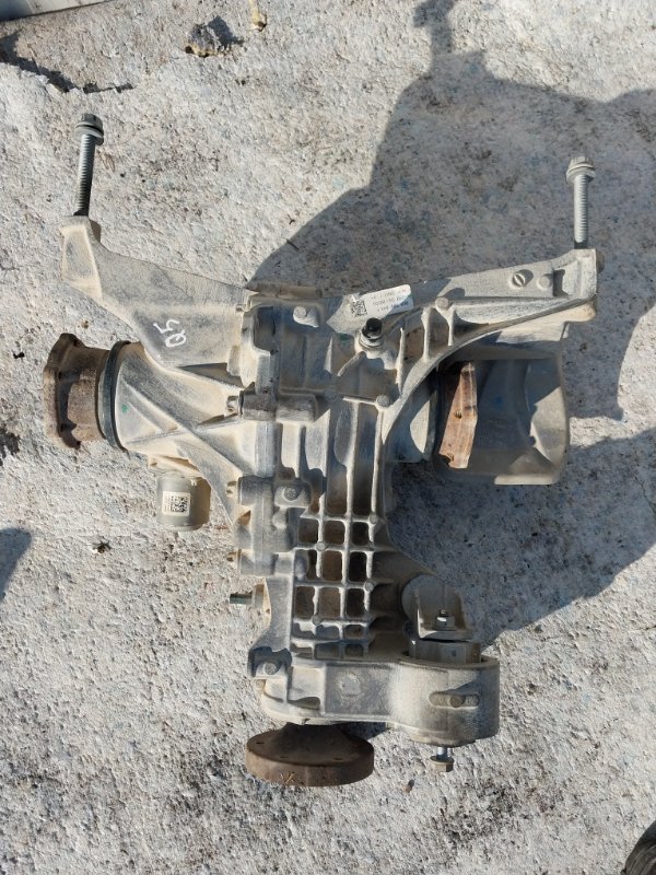 Запчасть редуктор задний Audi Q5 2017 80A 2.0 DAYB 0B0 500 043 F Б/У Редуктор задний Audi Q5 2017 80A 2.0 DAYB 0B0 500 043 F Б/У