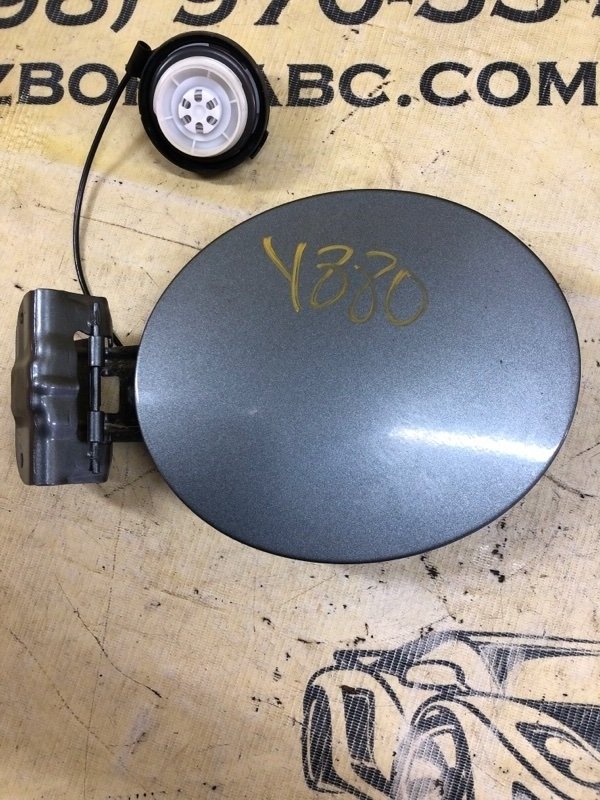 Лючок топливного бака Murano 2018 Z52 3.5 Лючок топливного бака Murano 2018 Z52 3.5