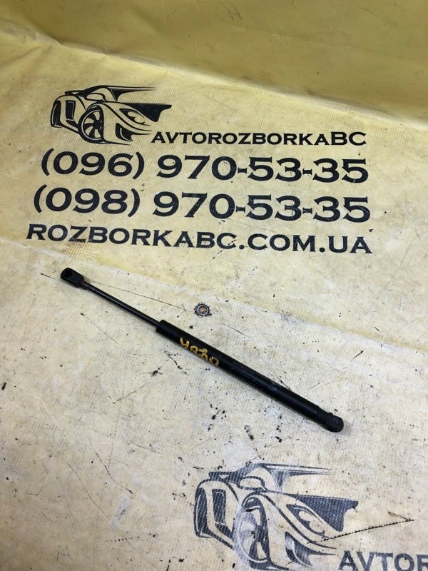 Запчасть амортизатор капота передний левый Nissan Murano 2018 FWD 3.5 654715AA0A Б/У Амортизатор капота передний левый Nissan Murano 2018 FWD 3.5 654715AA0A Б/У