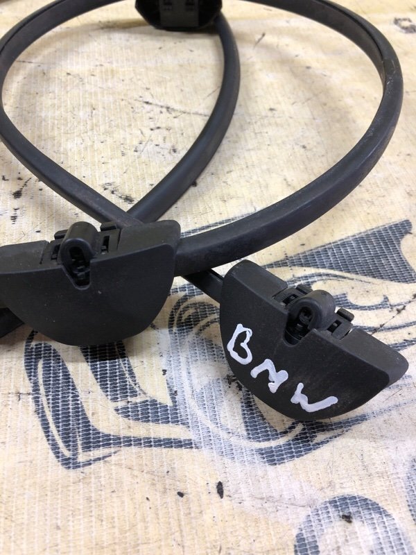 Форсунка стеклоомывателя BMW 750 G12 4.4 Форсунка стеклоомывателя BMW 750 G12 4.4