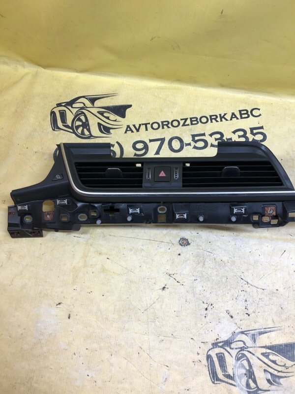 Дефлектор торпедо передний правый Q5 2021 80A 2.0 Дефлектор торпедо передний правый Q5 2021 80A 2.0