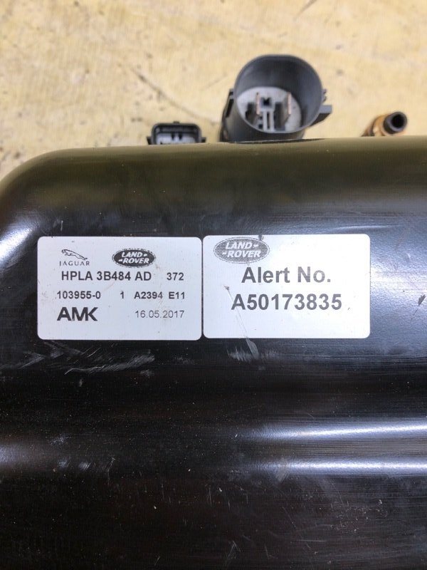 Компресор пневмоподвески Land Rover Discovery L462 3.0 Компресор пневмоподвески Land Rover Discovery L462 3.0