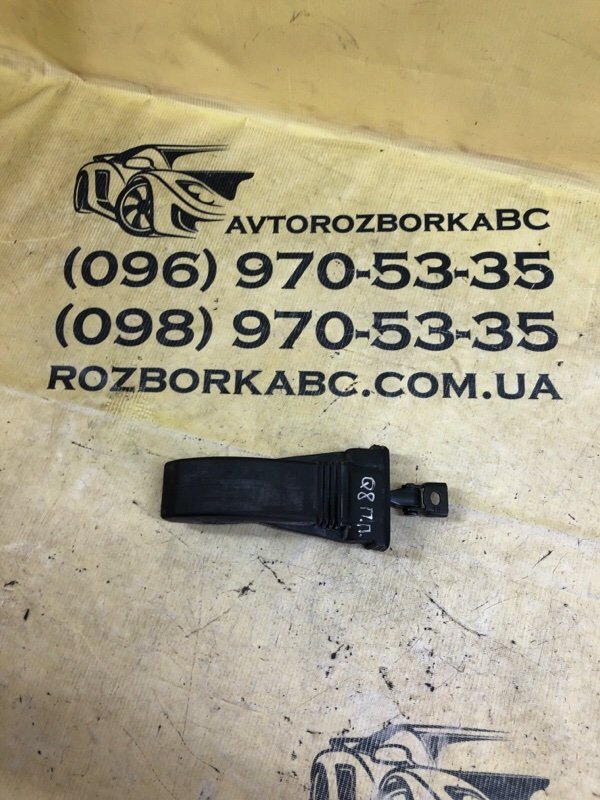 Запчасть ограничитель двери передний правый Audi Q8 2019 3.0 4M8837267 Б/У Ограничитель двери передний правый Audi Q8 2019 3.0 4M8837267 Б/У