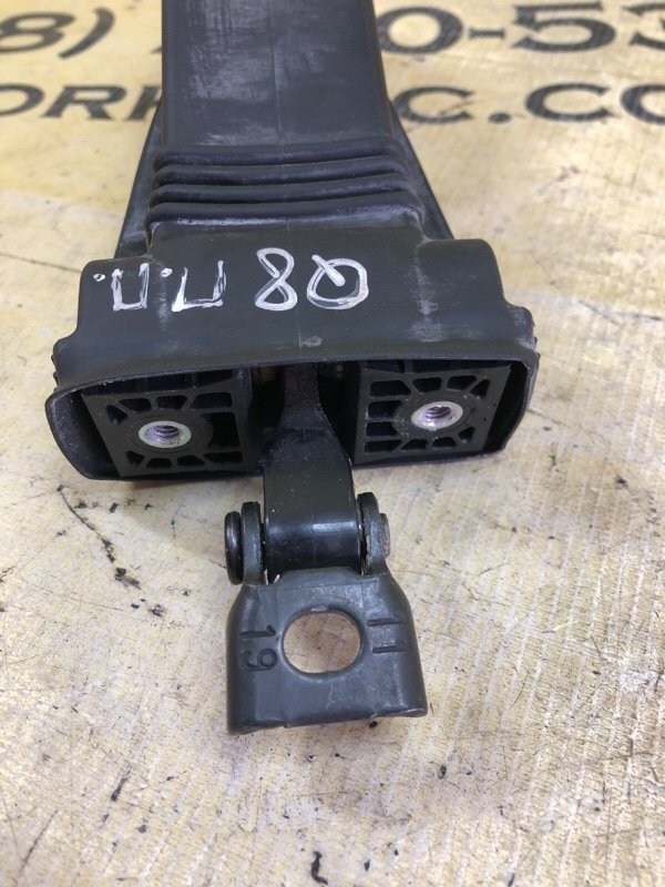 Ограничитель двери передний правый Audi Q8 3.0 Ограничитель двери передний правый Audi Q8 3.0