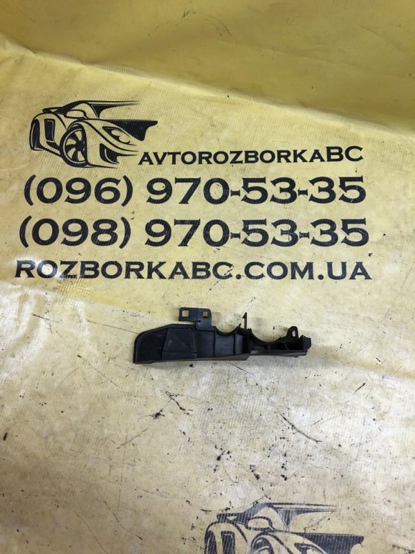 Запчасть кронштейн левый Audi Q7 2018 4M 3.0 4M0971871BJ Б/У Кронштейн левый Audi Q7 2018 4M 3.0 4M0971871BJ Б/У