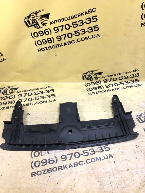 Запчасть накладка на бампер Audi Q8 2018 80A 3.0 4M8807081 Б/У Накладка на бампер Audi Q8 2018 80A 3.0 4M8807081 Б/У