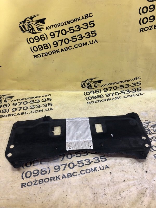 Запчасть защита днища кузова Audi Q8 2018 80A 3.0 4M0804033C Б/У Защита днища кузова Audi Q8 2018 80A 3.0 4M0804033C Б/У