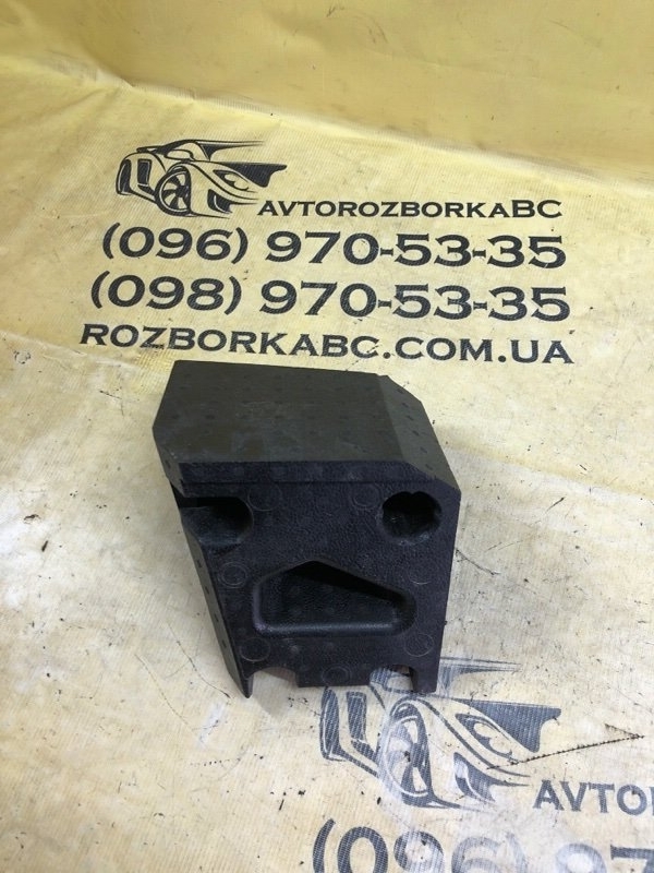 Запчасть абсорбер бампера задний правый Audi Q8 2018 80A 3.0 4m8807534 Б/У Абсорбер бампера задний правый Audi Q8 2018 80A 3.0 4m8807534 Б/У