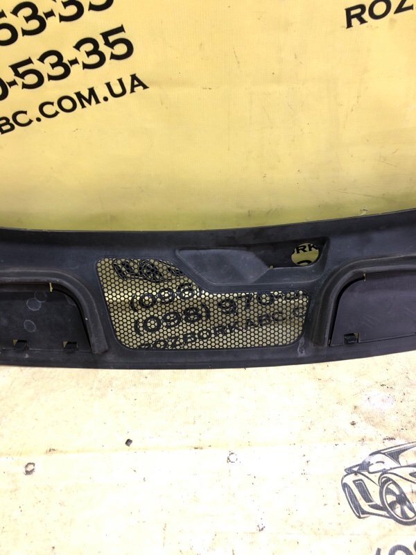 Жабо Audi Q5 80A 2.0 Жабо Audi Q5 80A 2.0