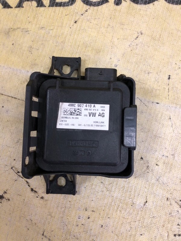 Блок управление ворот гаража Q5 2019 80A 2.0 Блок управление ворот гаража Q5 2019 80A 2.0