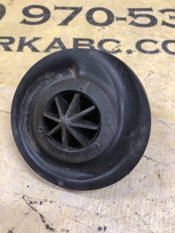 Опора Q7 2020 4M DCBD