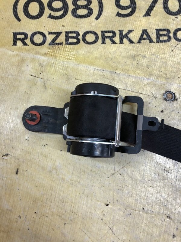 Ремень безопасности задний правый kia Sportage 2.0 Ремень безопасности задний правый kia Sportage 2.0