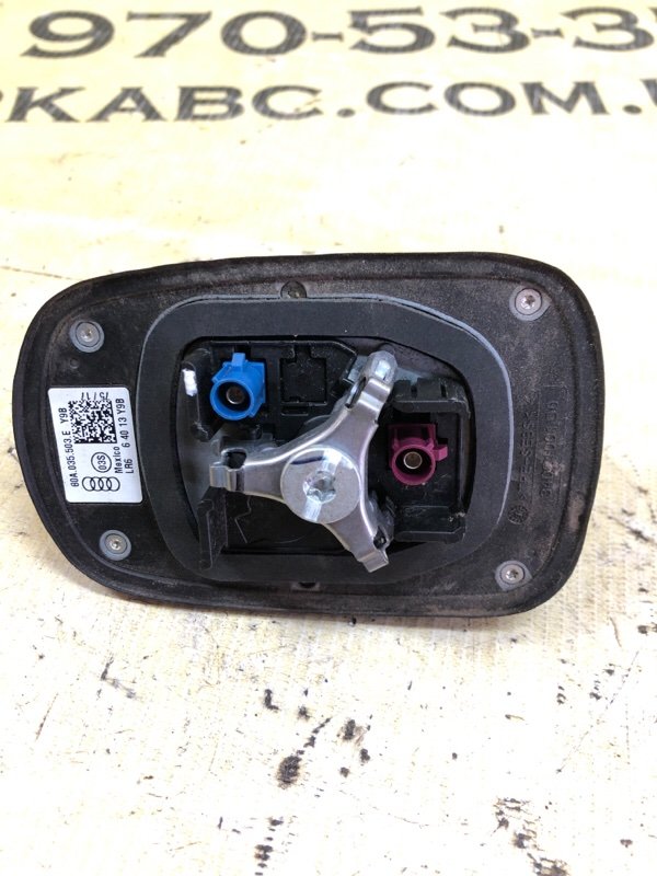 Антенна/плавник Q5 2019 80A 2.0 Антенна/плавник Q5 2019 80A 2.0