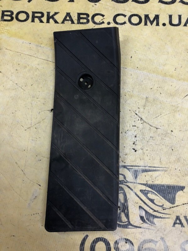 Накладка в салоне Q5 2019 80A 2.0 Накладка в салоне Q5 2019 80A 2.0