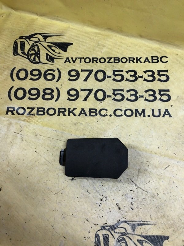 Запчасть крышка блока предохранителей Audi Q5 2019 80A 2.0 4M0971981 Б/У Крышка блока предохранителей Audi Q5 2019 80A 2.0 4M0971981 Б/У