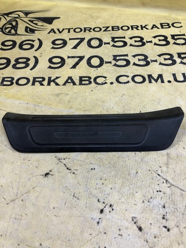 Накладка порога Q5 2019 80A 2.0 Накладка порога Q5 2019 80A 2.0