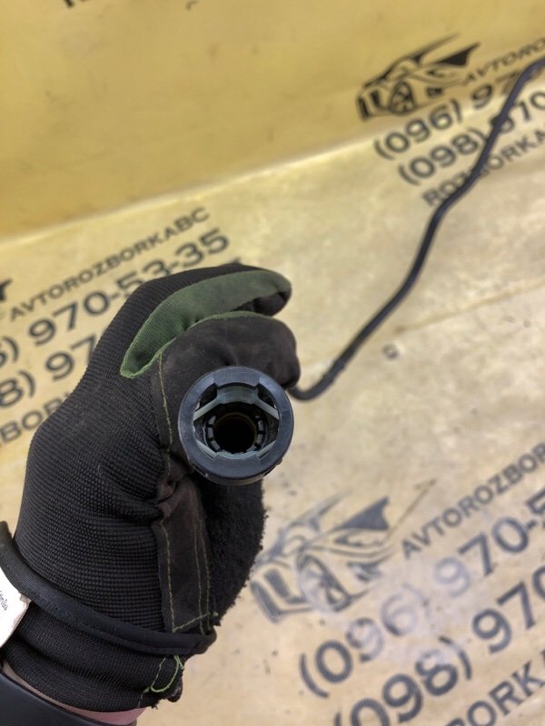 Трубка вентиляционная Audi Q8 4M 3.0 Трубка вентиляционная Audi Q8 4M 3.0