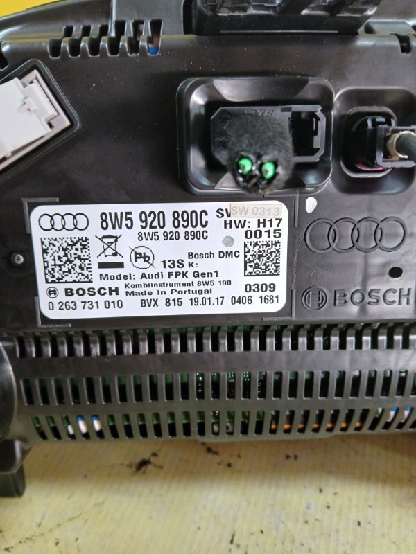 Приборна панель Q5 2019 80A 2.0 Приборна панель Q5 2019 80A 2.0