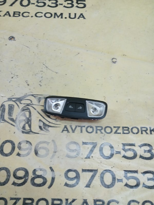 Плафон салона Audi Q3 2021 83A 2.0 CZRA 8V0947111B Б/У