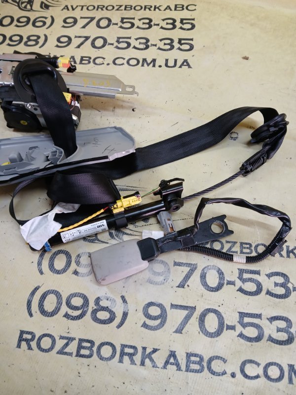 Ремень безопасности передний правый Audi Q5 80A 2.0 Ремень безопасности передний правый Audi Q5 80A 2.0