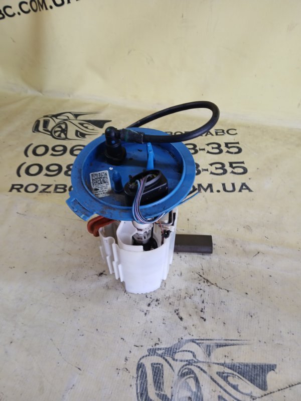 Запчасть топливный насос volkswagen Tiguan 2019 TIGUAN 2 2.0 5QN919051A Б/У Топливный насос volkswagen Tiguan 2019 TIGUAN 2 2.0 5QN919051A Б/У