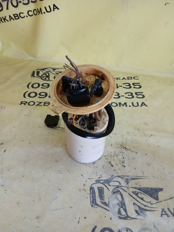 Топливный насос volkswagen passat 2014 B7 2.0 3AA919050H Б/У