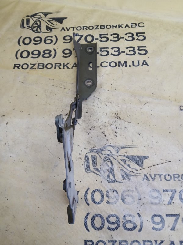 Петля капота передняя правая Q5 2019 80A 2.0 Петля капота передняя правая Q5 2019 80A 2.0