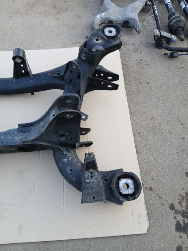 Подрамник/балка подвески задняя BMW X5 F85 4.4 Подрамник/балка подвески задняя BMW X5 F85 4.4