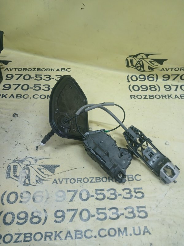 Замок двери передний левый Audi Q3 2021 83A 2.0 DHHA 5TB837015C Б/У