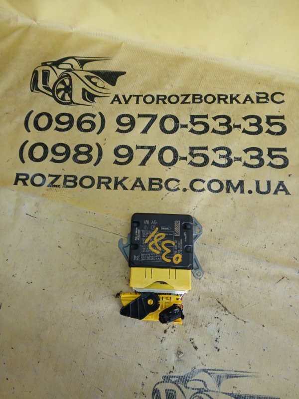 Запчасть блок управление подушкой безопасности volkswagen Tiguan 2022 TIGUAN 2 2.0 5Q0959655CB Б/У Блок управление подушкой безопасности volkswagen Tiguan 2022 TIGUAN 2 2.0 5Q0959655CB Б/У