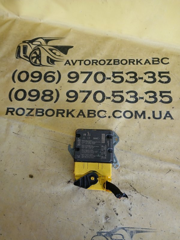 Запчасть блок управление подушкой безопасности volkswagen Tiguan 2019 TIGUAN 2 2.0 5Q0959655BM Б/У Блок управление подушкой безопасности volkswagen Tiguan 2019 TIGUAN 2 2.0 5Q0959655BM Б/У