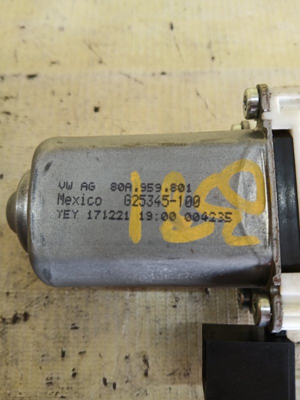 Моторчик стеклоподъемника передний левый Tiguan 2019 TIGUAN 2 2.0 Моторчик стеклоподъемника передний левый Tiguan 2019 TIGUAN 2 2.0