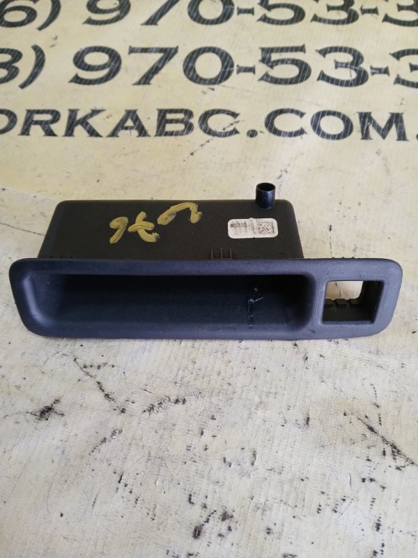 Ручка двери багажника задняя HIGHLANDER 2023 L 2.4 Ручка двери багажника задняя HIGHLANDER 2023 L 2.4