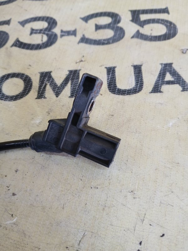 Датчик износа тормозных колодок передний Mercedes-Benz GLS 450 4MATIC 276 3.0 biturbo Датчик износа тормозных колодок передний Mercedes-Benz GLS 450 4MATIC 276 3.0 biturbo