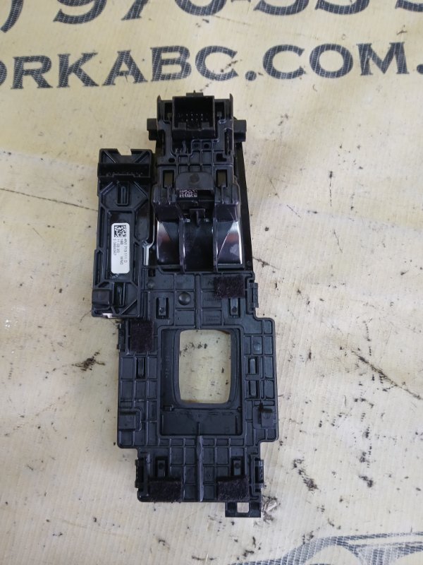 Накладка Акпп Audi Q7 4M DCBD Накладка Акпп Audi Q7 4M DCBD