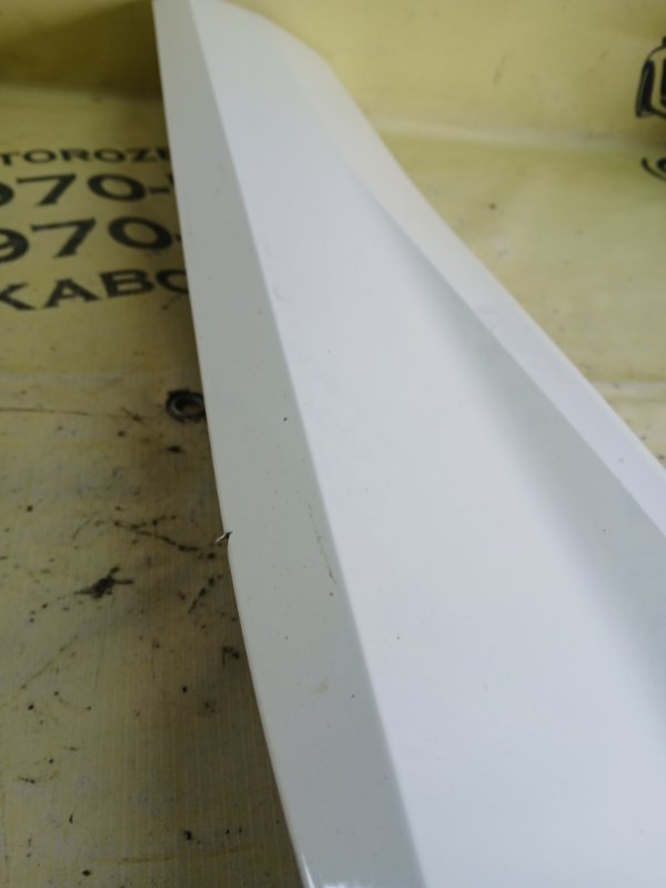 Накладка двери задняя правая Q3 2021 83A 2.0 CZRA Накладка двери задняя правая Q3 2021 83A 2.0 CZRA